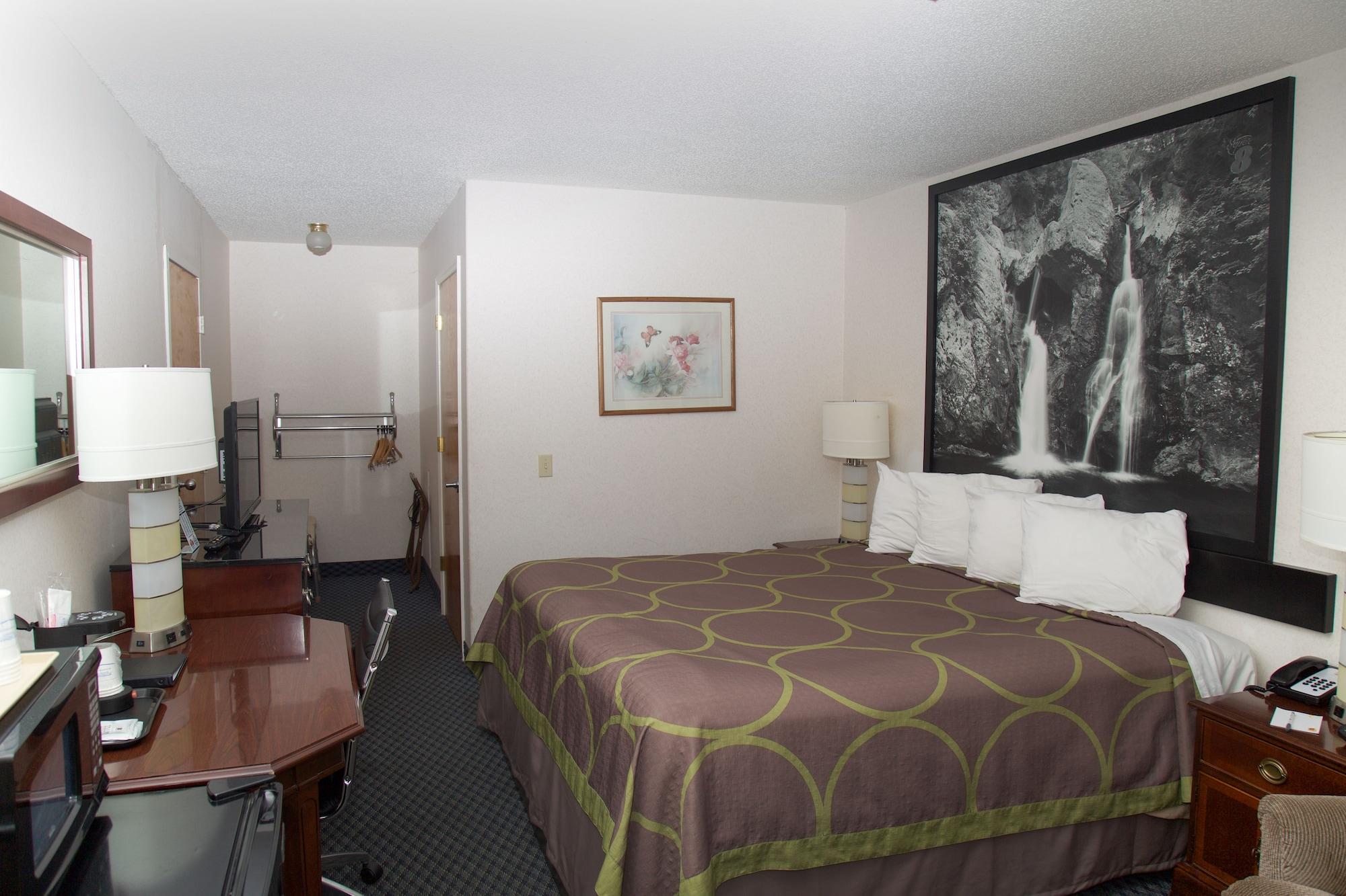 Super 8 By Wyndham Christiansburg Motel Eksteriør billede