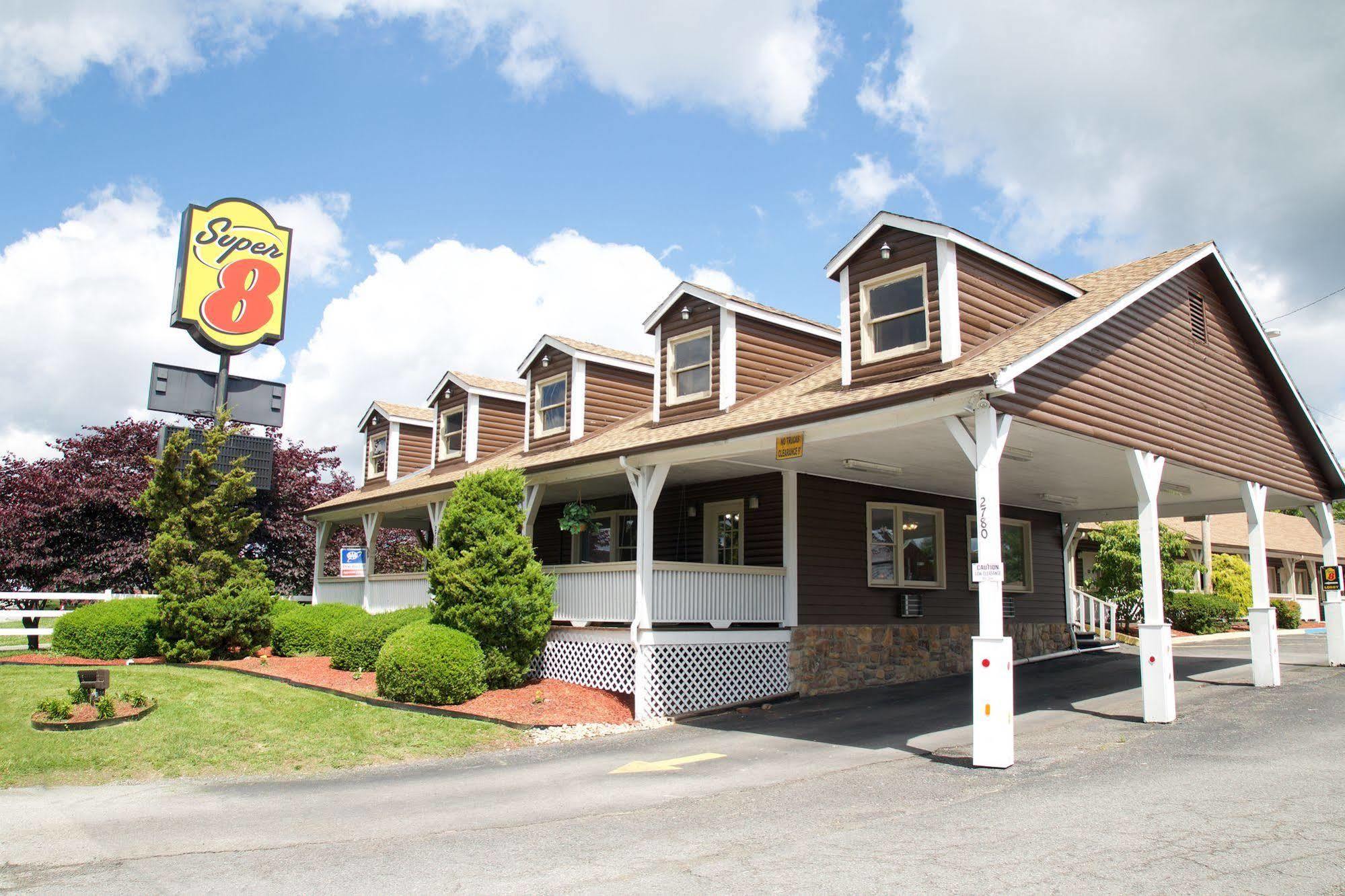 Super 8 By Wyndham Christiansburg Motel Eksteriør billede